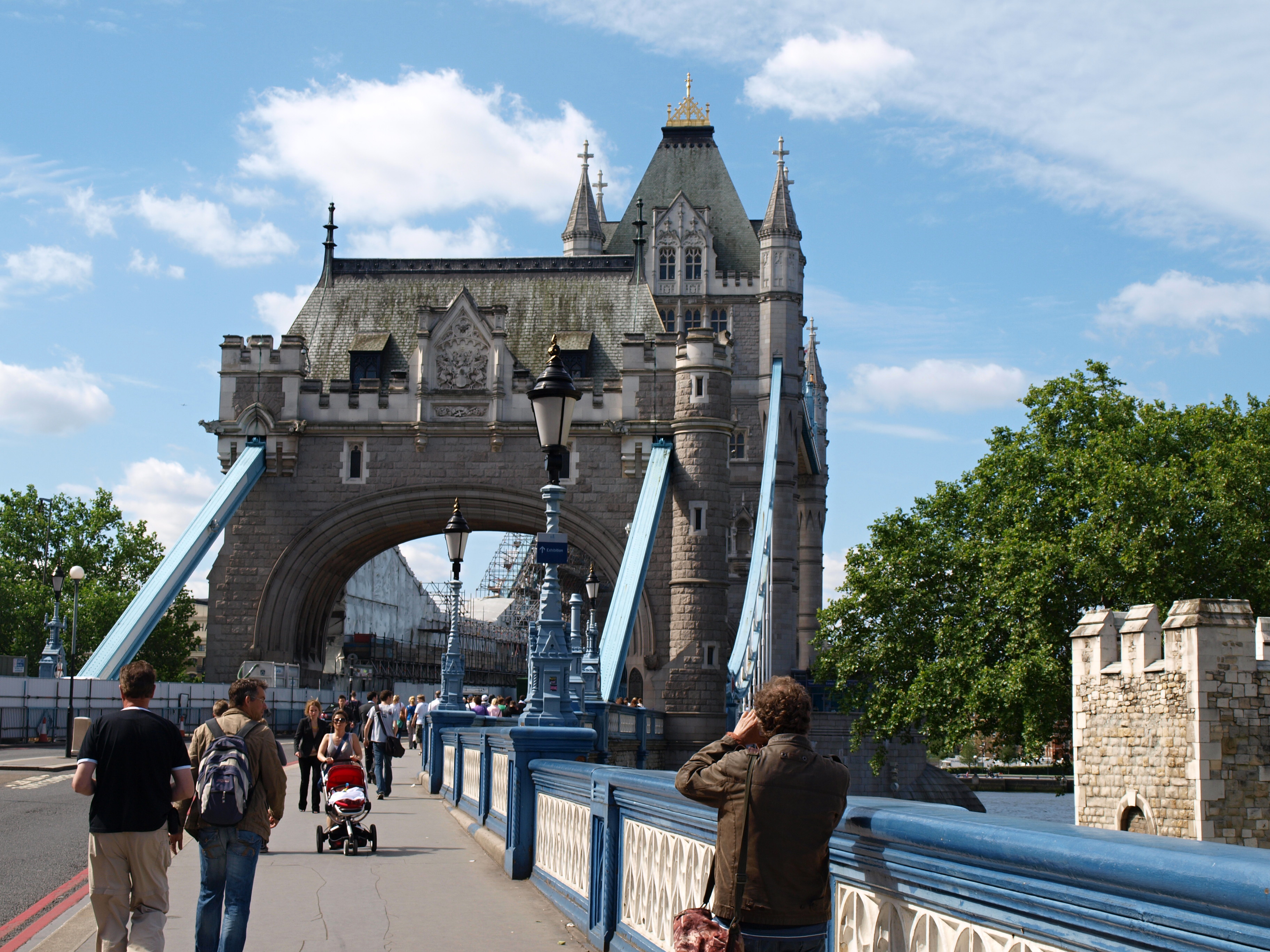 TOWER BRIDGE_LONDON_JUN_09